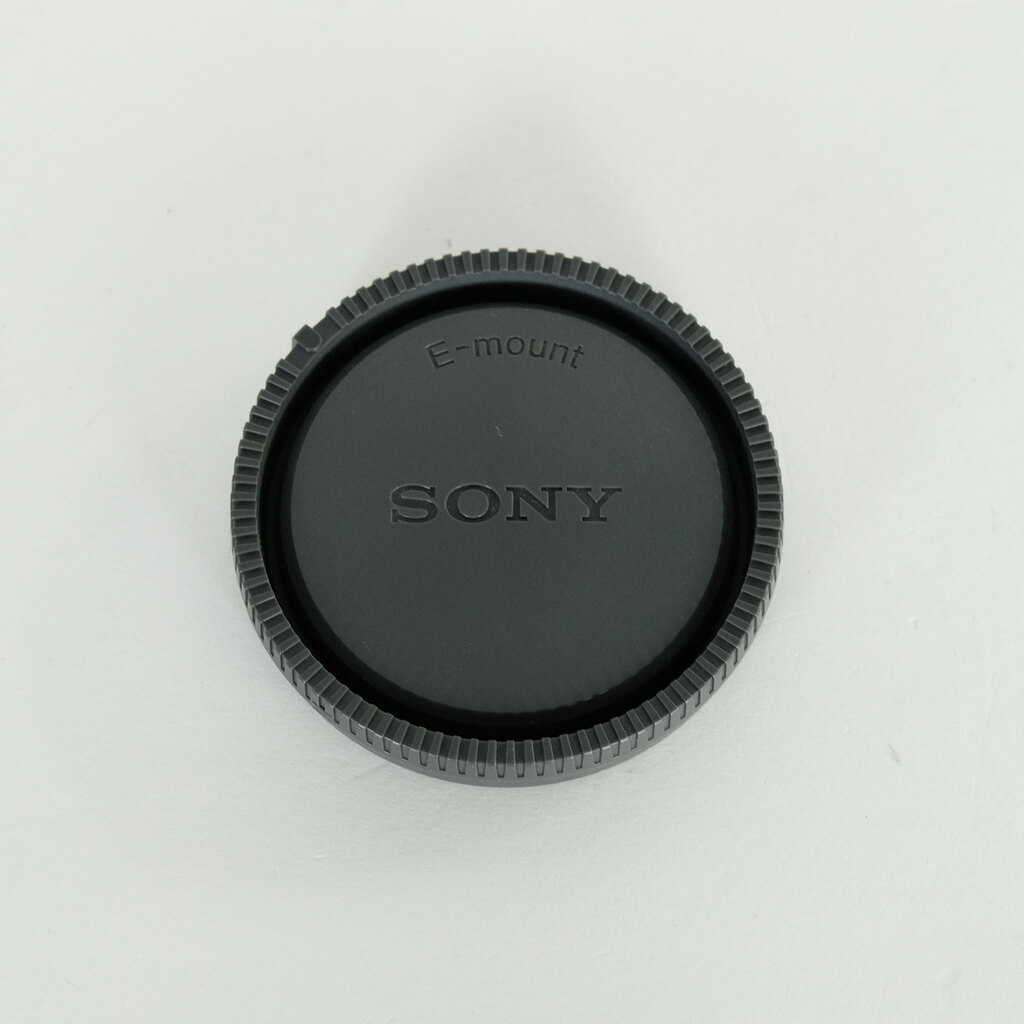 SONY E 35mm F1.8 OSS SEL35F18