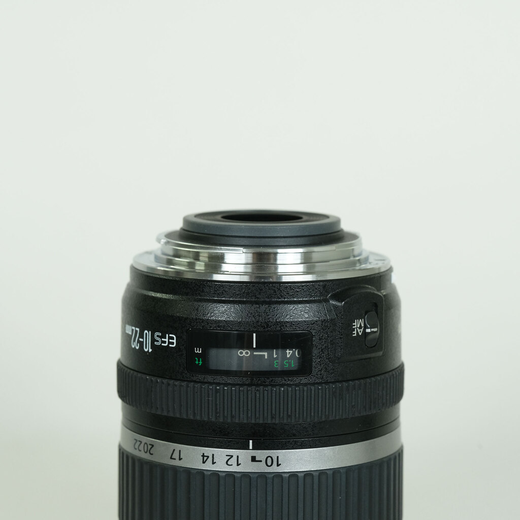 Canon EF-S10-22mm F3.5-4.5 USM Canon EF-S10-22mm F3.5-4.5 USM