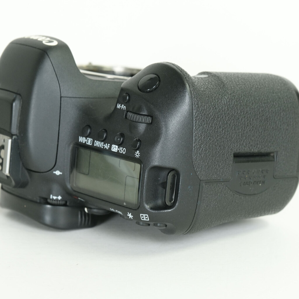Canon EOS 7D Mark II