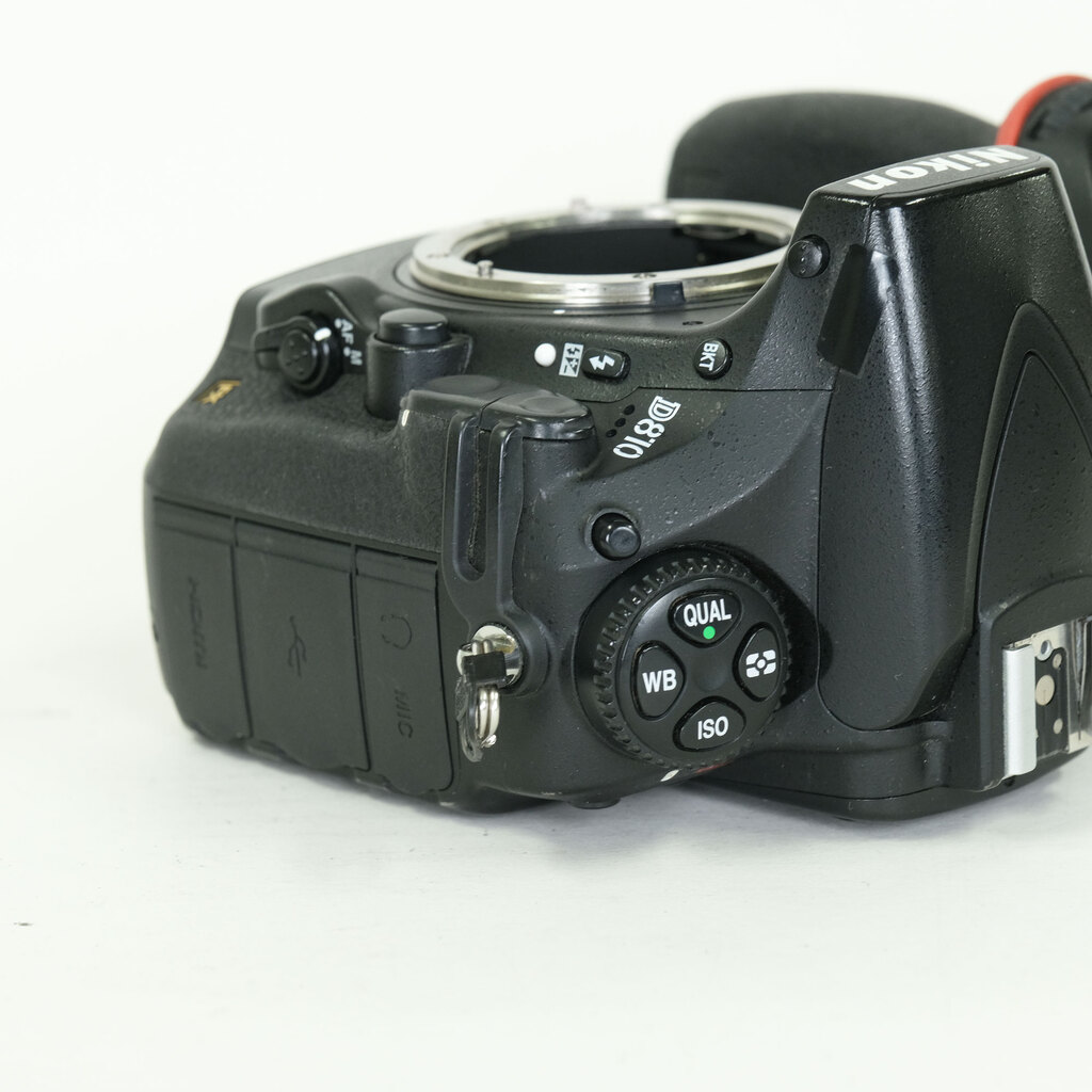 Nikon D810