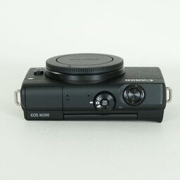 Canon EOS M200