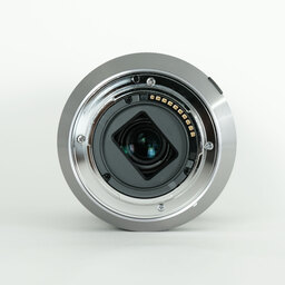 SONY E18-200mm F3.5-6.3 OSS SEL18200