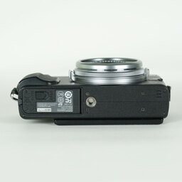 FUJIFILM X70 シルバー FUJIFILM X70 シルバー