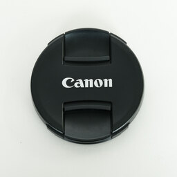 Canon RF135mm F1.8 L IS USM Canon RF135mm F1.8 L IS USM