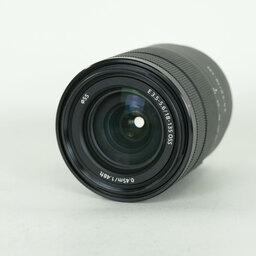 SONY E 18-135mm F3.5-5.6 OSS SEL18135 SONY E 18-135mm F3.5-5.6 OSS SEL18135