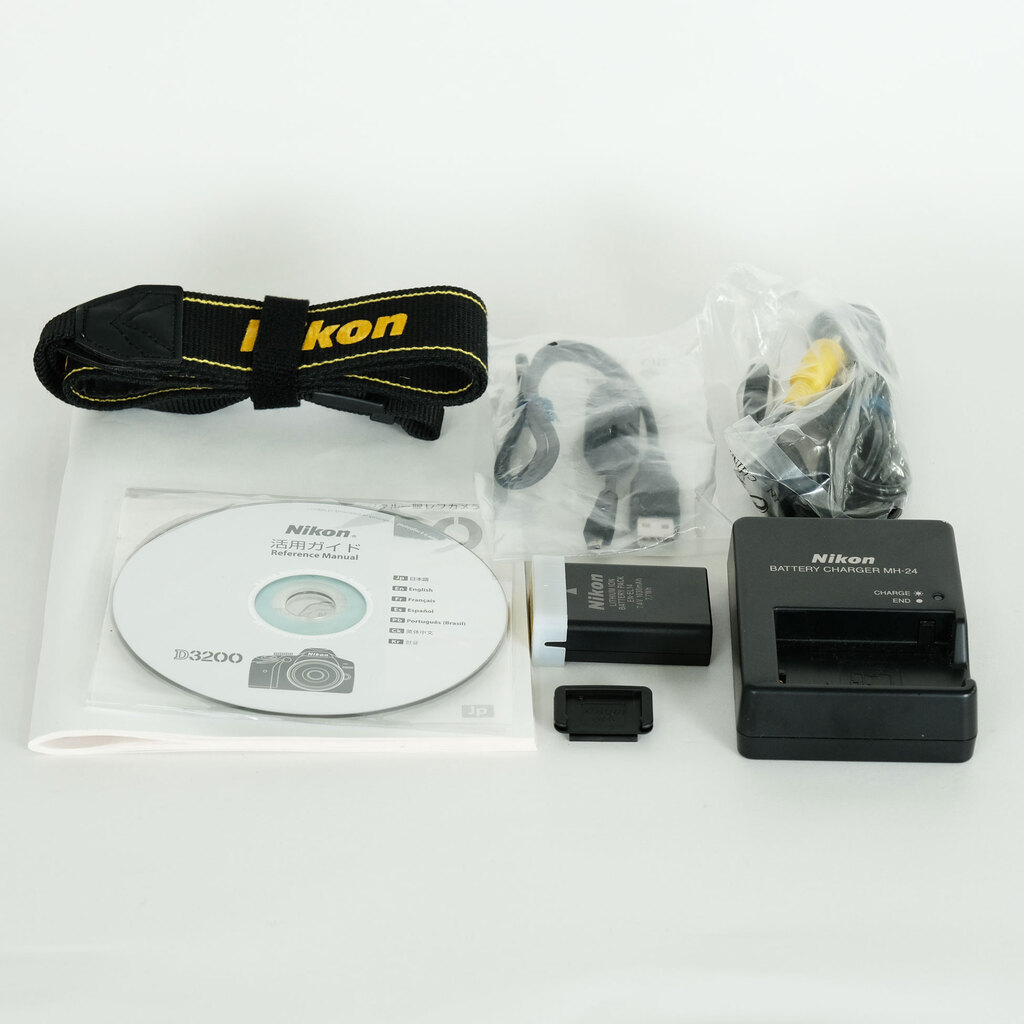 Nikon D3200ボディ ブラック