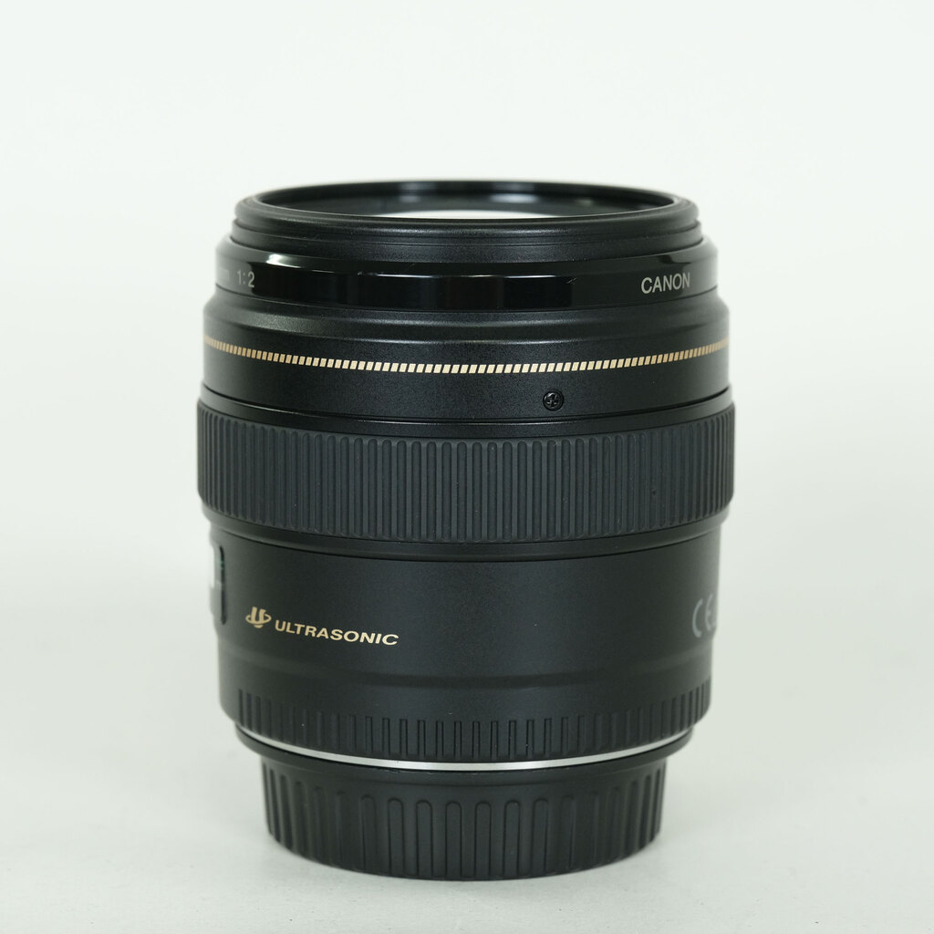 Canon EF100mm F2 USM