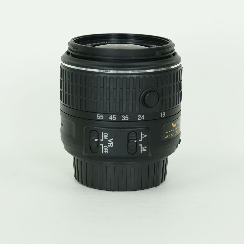 Nikon AF-S DX NIKKOR 18-55mm f3.5-5.6G VR II