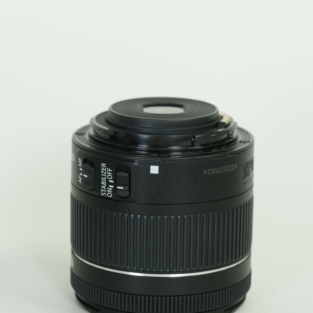 Canon EF-S18-55mm F4-5.6 IS STM