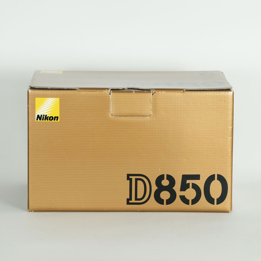 Nikon D850
