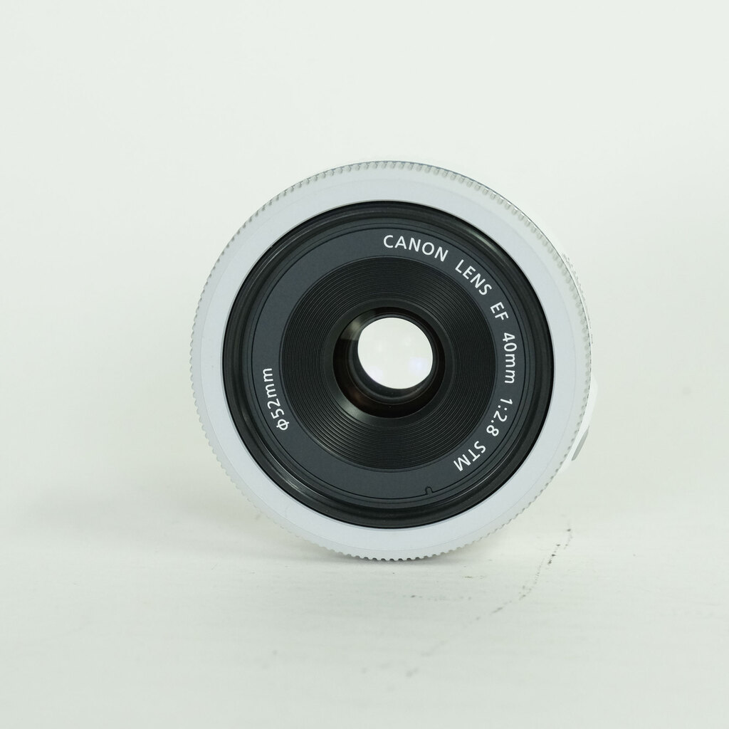Canon EF40mm F2.8 STM ホワイト