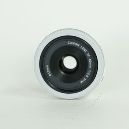 Canon EF40mm F2.8 STM ホワイト