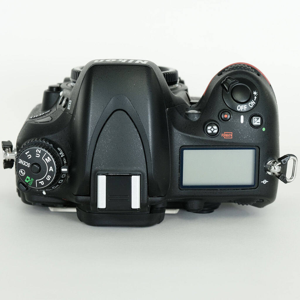 Nikon D610