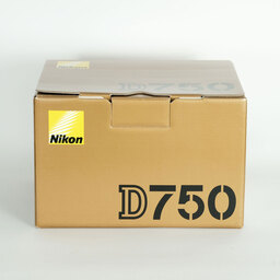 Nikon D750