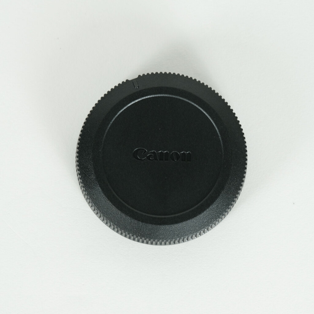 Canon RF35mm F1.8 MACRO IS STM