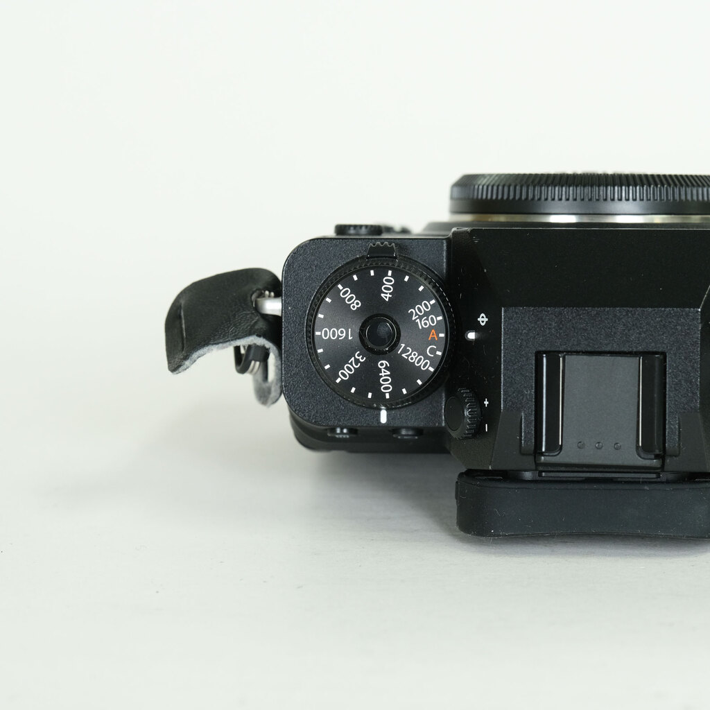 FUJIFILM X-T4