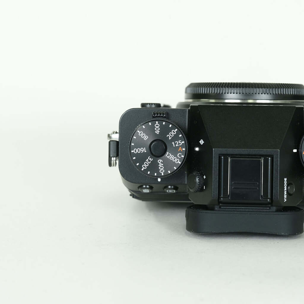 FUJIFILM X-T5