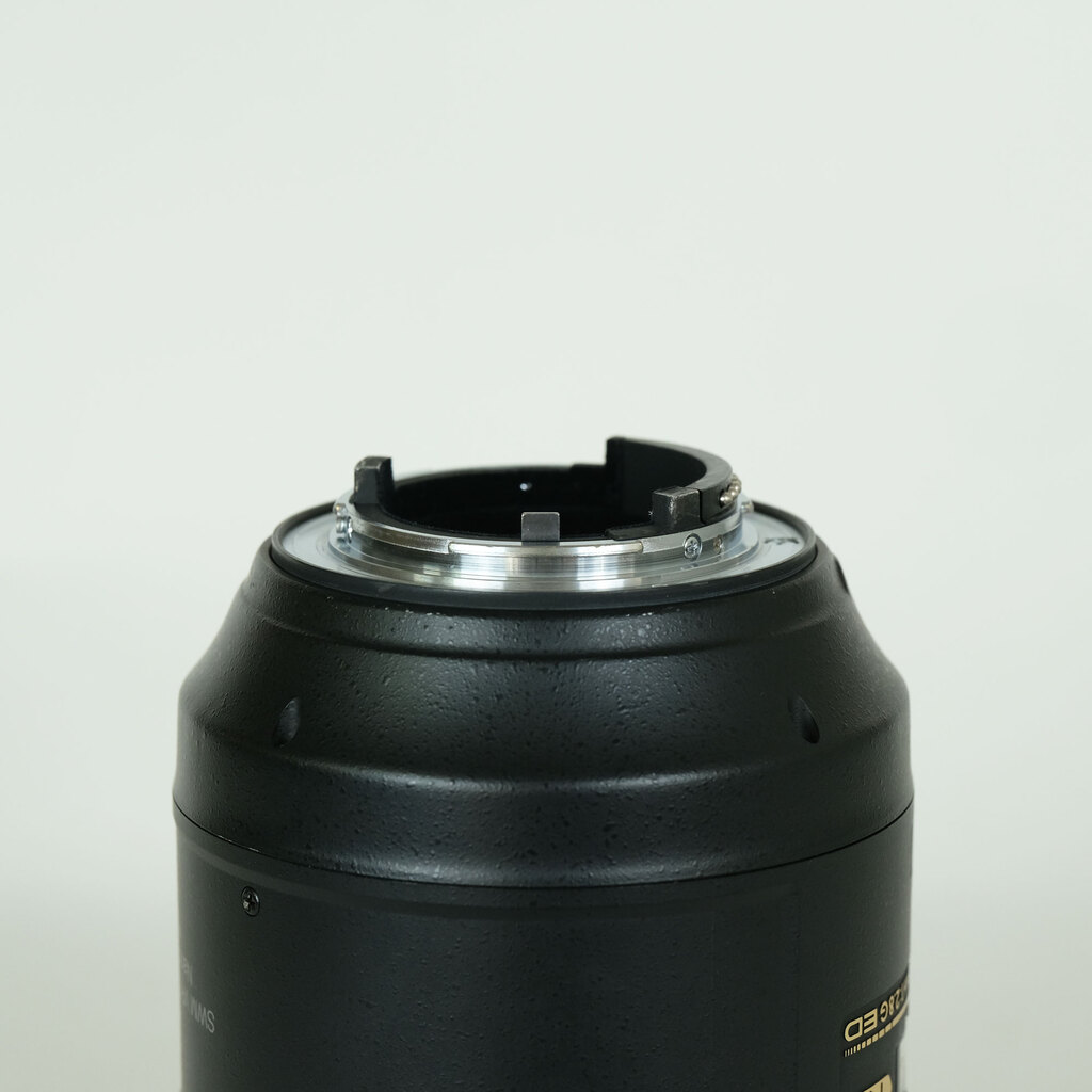Nikon AF-S VR Micro-Nikkor 105mm f/2.8G IF-ED