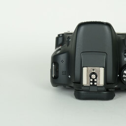 Canon EOS Kiss X7
