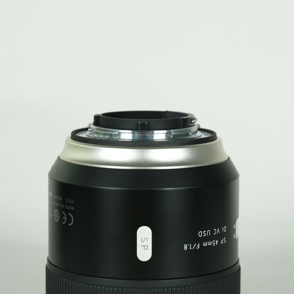 TAMRON SP 45mm F/1.8 Di VC USD (Model F013) [ニコンF用]の出品