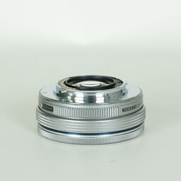 OLYMPUS M.ZUIKO DIGITAL ED 14-42mm F3.5-5.6 EZ シルバー