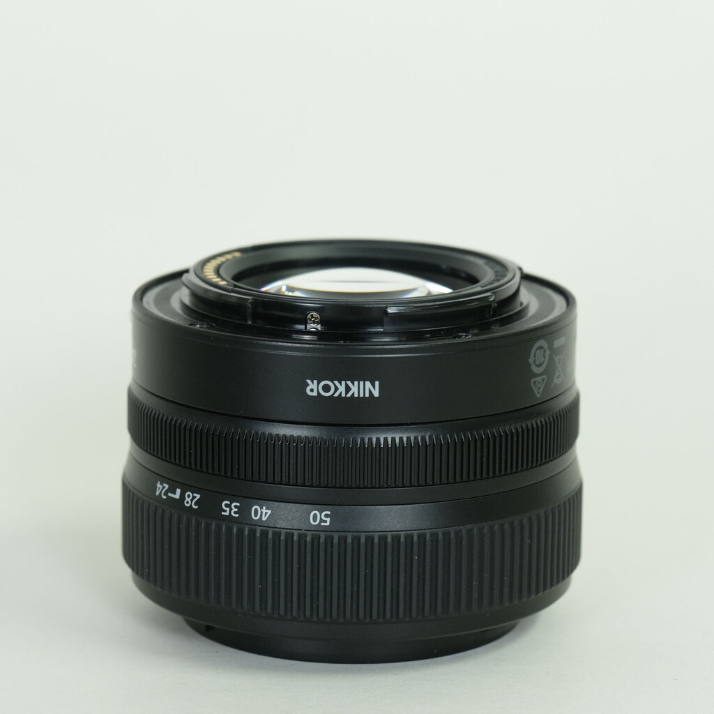 Nikon NIKKOR Z 24-50mm f/4-6.3 Nikon NIKKOR Z 24-50mm f/4-6.3