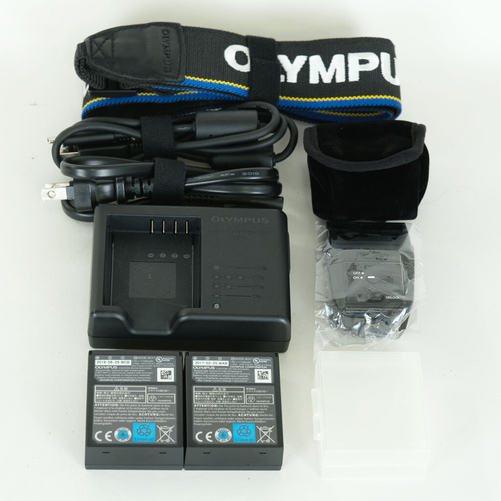 OLYMPUS OM-D E-M1 Mark II OLYMPUS OM-D E-M1 Mark II