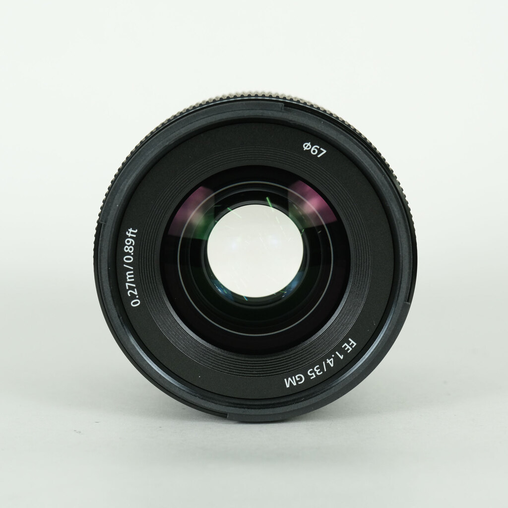 【美品】SONY FE35mm F1.4GM SEL35F14GM 元箱付 SONY FE 35mm F1.4 GM SEL35F14GMの出品 | ONE SCENE（ワンシーン）