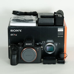 SONY α7R III(ILCE-7RM3) SONY α7R III(ILCE-7RM3)