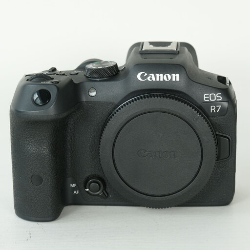 Canon EOS R7 徹底レビュー｜APS-Cミラーレスの“望遠×動体”最強機