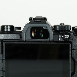 OLYMPUS OM-D E-M5 Mark III