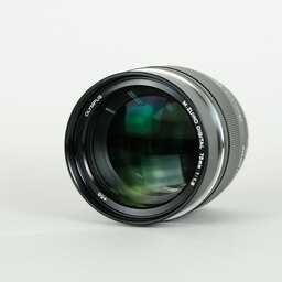 OLYMPUS M.ZUIKO DIGITAL ED 75mm F1.8