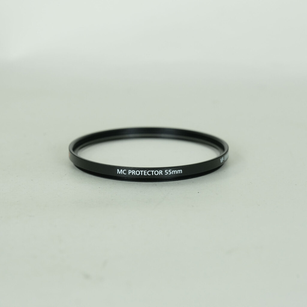 SONY E 18-135mm F3.5-5.6 OSS SEL18135 SONY E 18-135mm F3.5-5.6 OSS SEL18135