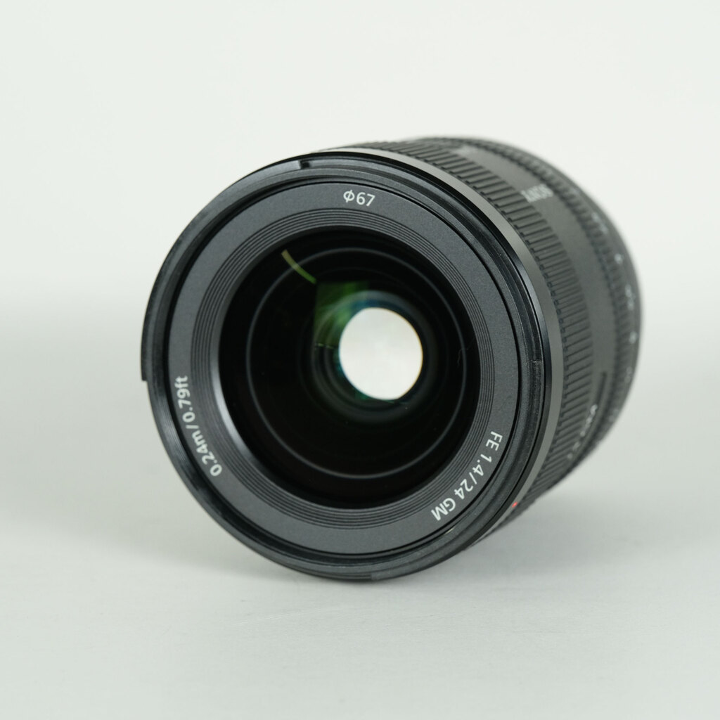 SONY FE 24mm F1.4 GM SEL24F14GMの出品 | ONE SCENE（ワンシーン）