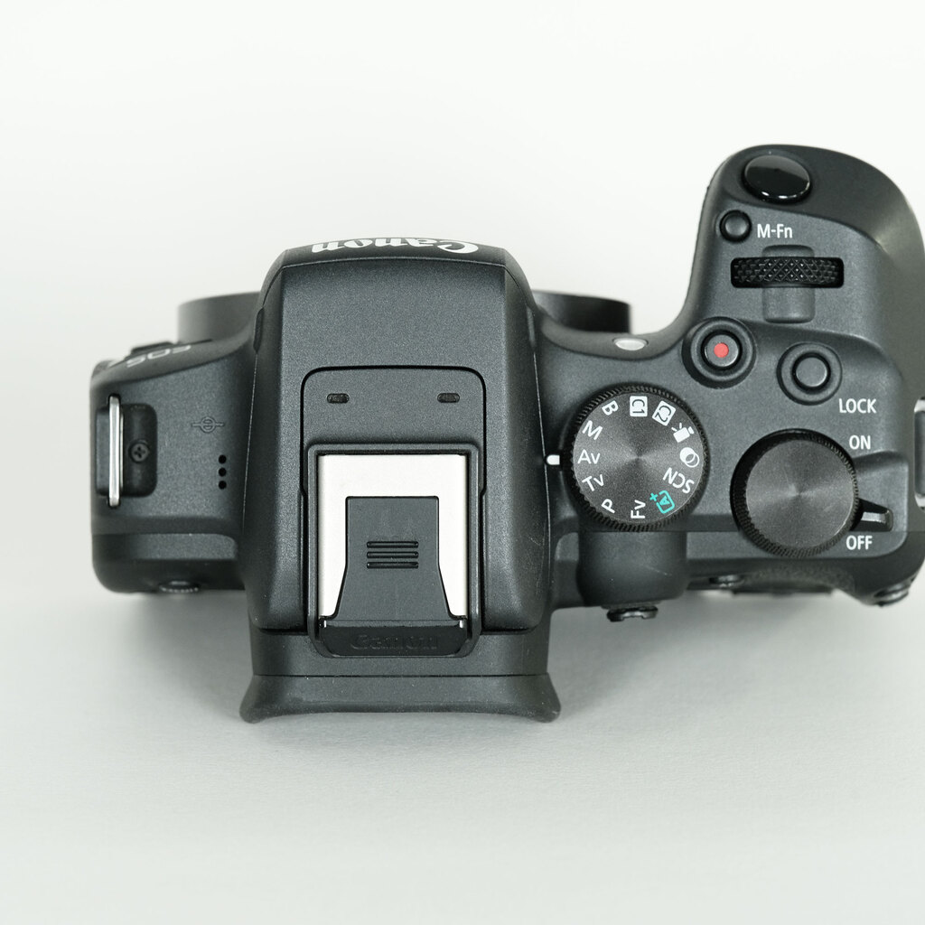 Canon EOS R10 Canon EOS R10