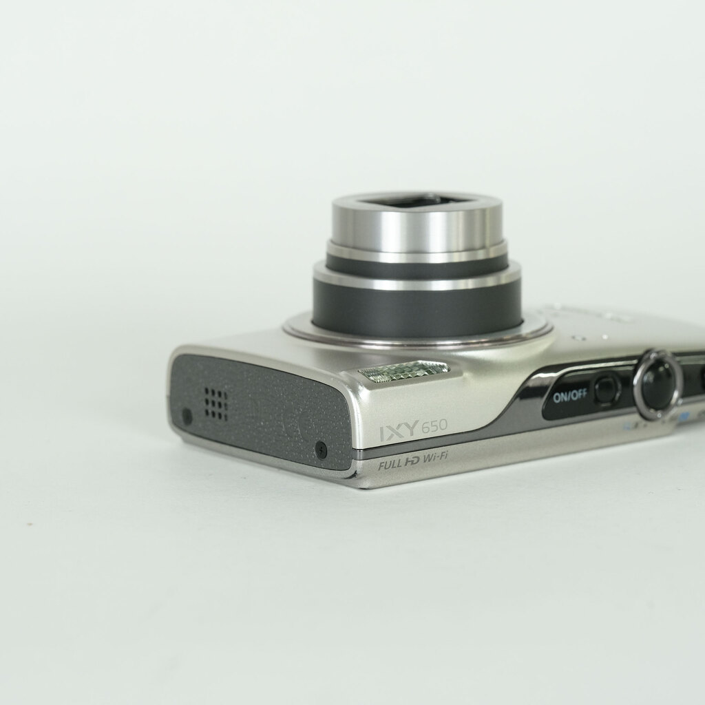 Canon IXY 650 シルバー