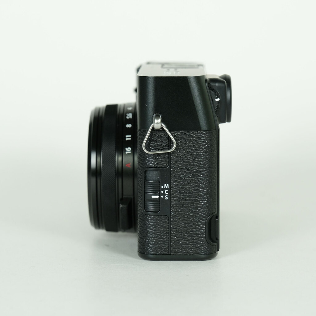 FUJIFILM X100VI [�u���b�N]
