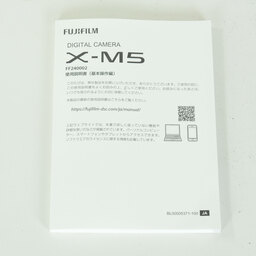 FUJIFILM X-M5