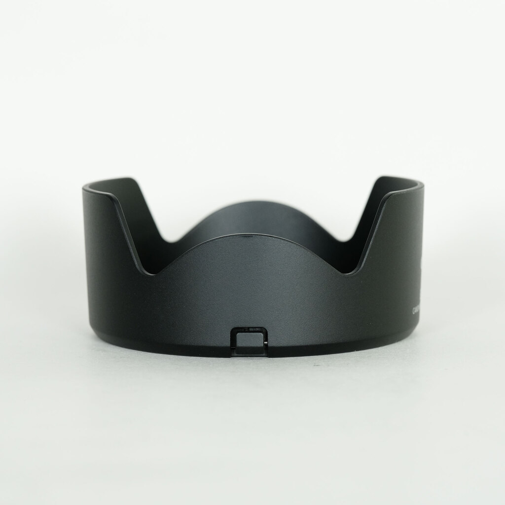 Canon EF-S18-135mm F3.5-5.6 IS USM