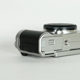 FUJIFILM X-A3 ボディ  シルバー