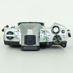 OLYMPUS OM-D E-M5 Mark III