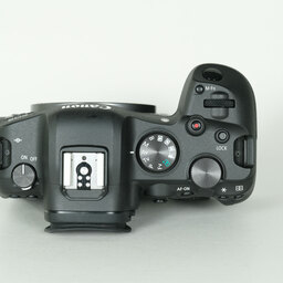 Canon EOS R6