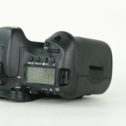 Canon EOS 7D Mark II