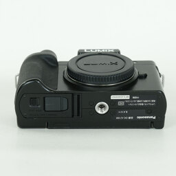 Panasonic LUMIX DC-G100 Panasonic LUMIX DC-G100