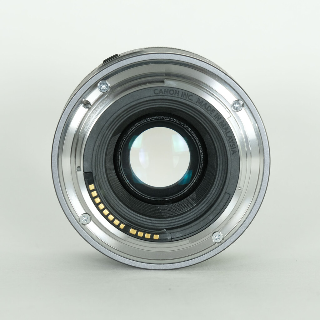 Canon RF50mm F1.8 STM