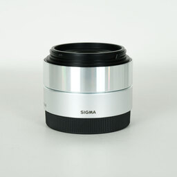 SIGMA A 30mm F2.8 DN (ソニーE用)シルバー