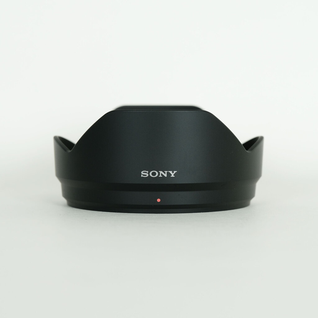 SONY E 10-18mm F4 OSS SEL1018