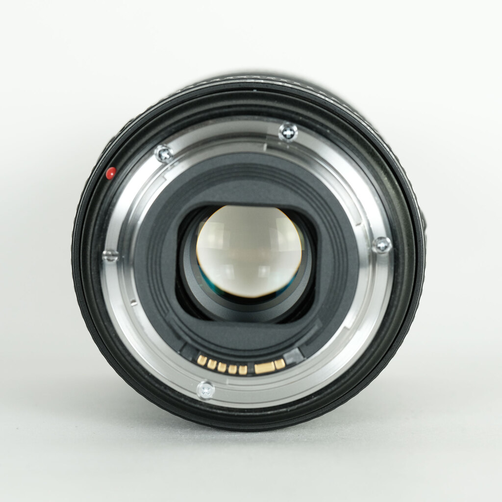 Canon EF24-105mm F4L IS II USM Canon EF24-105mm F4L IS II USM