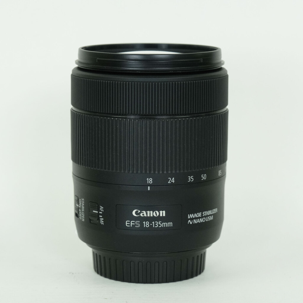 Canon EF-S18-135mm F3.5-5.6 IS USM