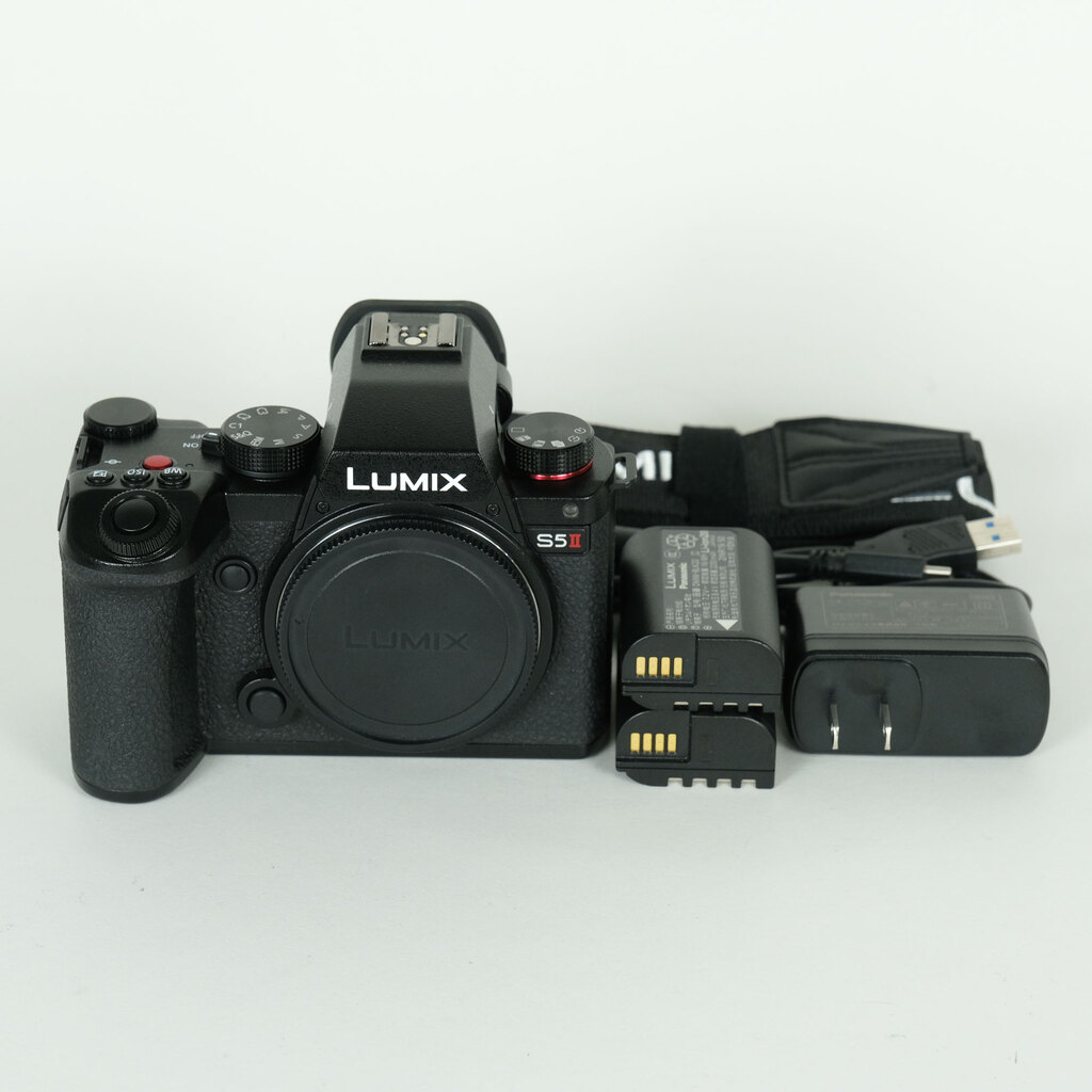 Panasonic LUMIX S5II DC-S5M2